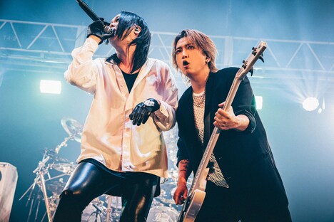 逹瑯（MUCC）とAKi。