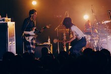 「MONO NO AWARE 追加公演 / LIQUIDROOM 20th ANNIVERSARY」の様子。（Photo by renzo masuda）