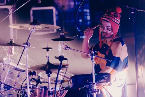 柳澤豊(Dr)(Photo by renzo masuda)