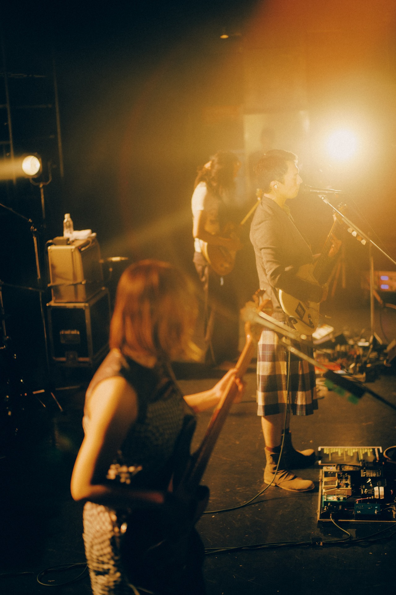 「MONO NO AWARE 追加公演 / LIQUIDROOM 20th ANNIVERSARY」の様子。（Photo by renzo masuda）