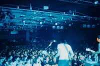 「MONO NO AWARE 追加公演 / LIQUIDROOM 20th ANNIVERSARY」の様子。（Photo by renzo masuda）