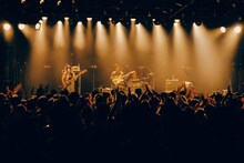 「MONO NO AWARE 追加公演 / LIQUIDROOM 20th ANNIVERSARY」の様子。（Photo by renzo masuda）