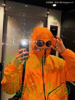 長谷川慎ファッションスタイルブック（タイトル未定）参考画像（長谷川慎Instagramより）