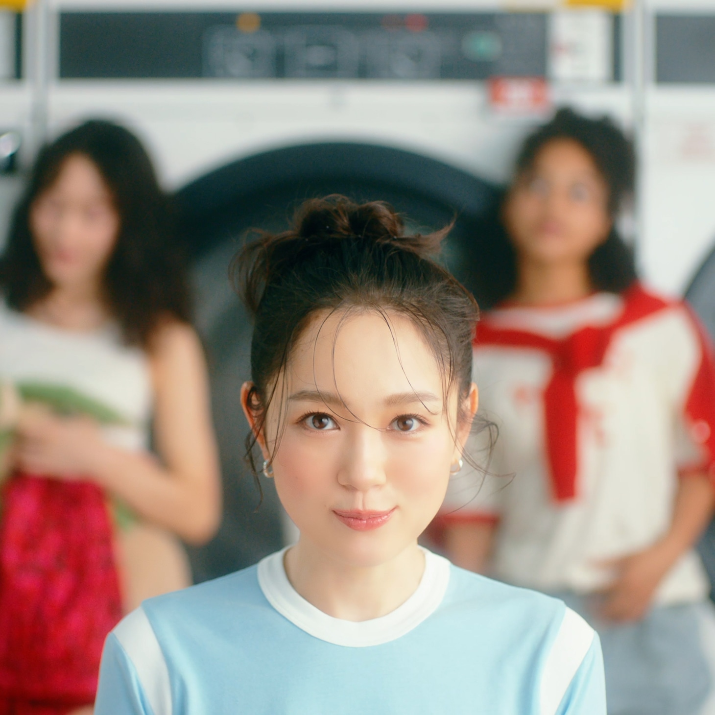 西野カナ「また君に恋をする」ミュージックビデオより。