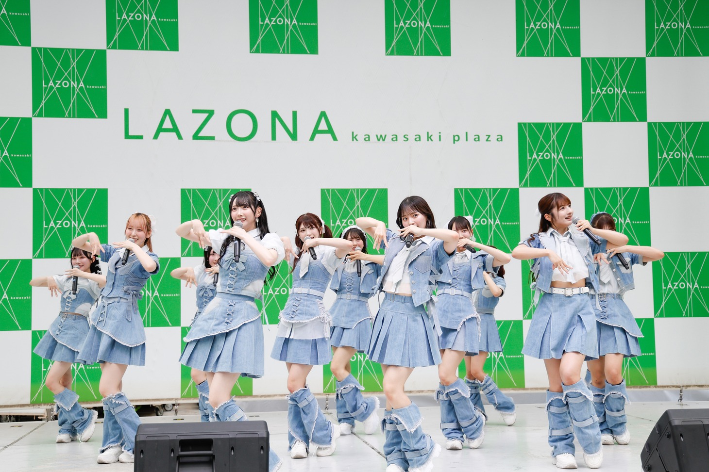 ≠ME「夏が来たから」リリース記念イベントの様子。(c)YOANI