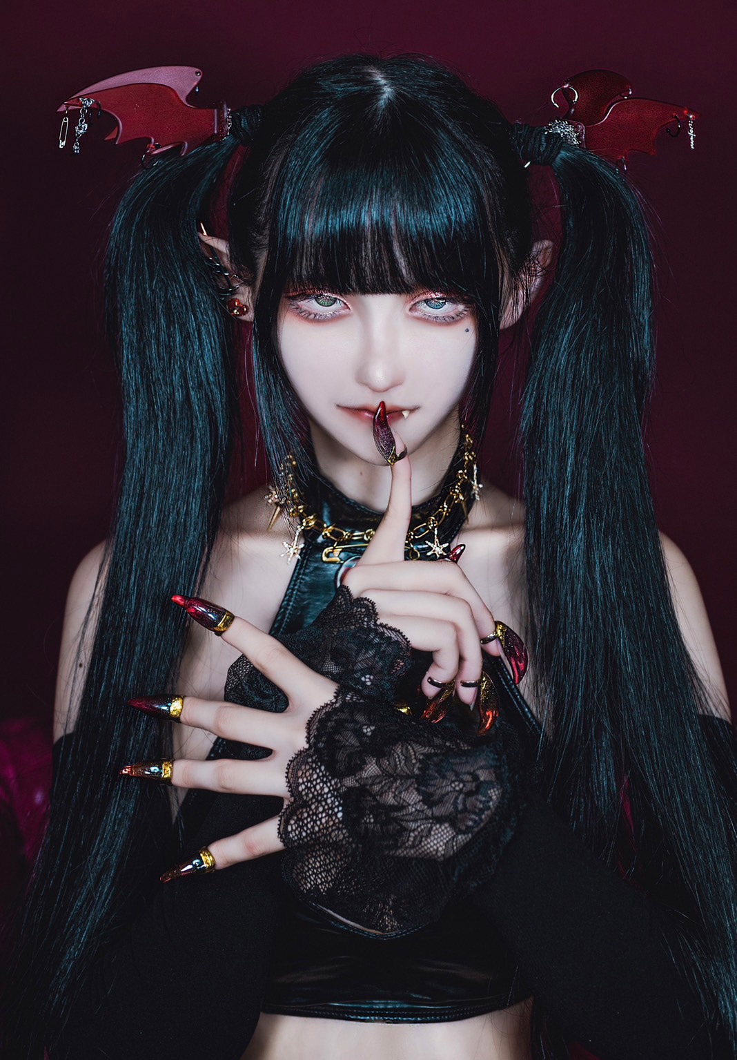 高嶺ヒナ