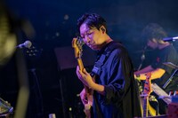 後鳥亮介（B / indigo la End）（Photo by Yuya Sugiura）