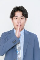 高比良くるま（令和ロマン）