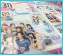 「ちゃお」10月号のME:I掲載ページ。