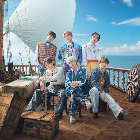 DXTEEN (c)LAPONE Entertainment