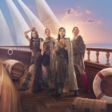 IS:SUE(c)LAPONE GIRLS