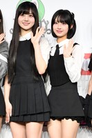 「PRODUCE 101 JAPAN GIRLS」出身のセリナとナゴミ。