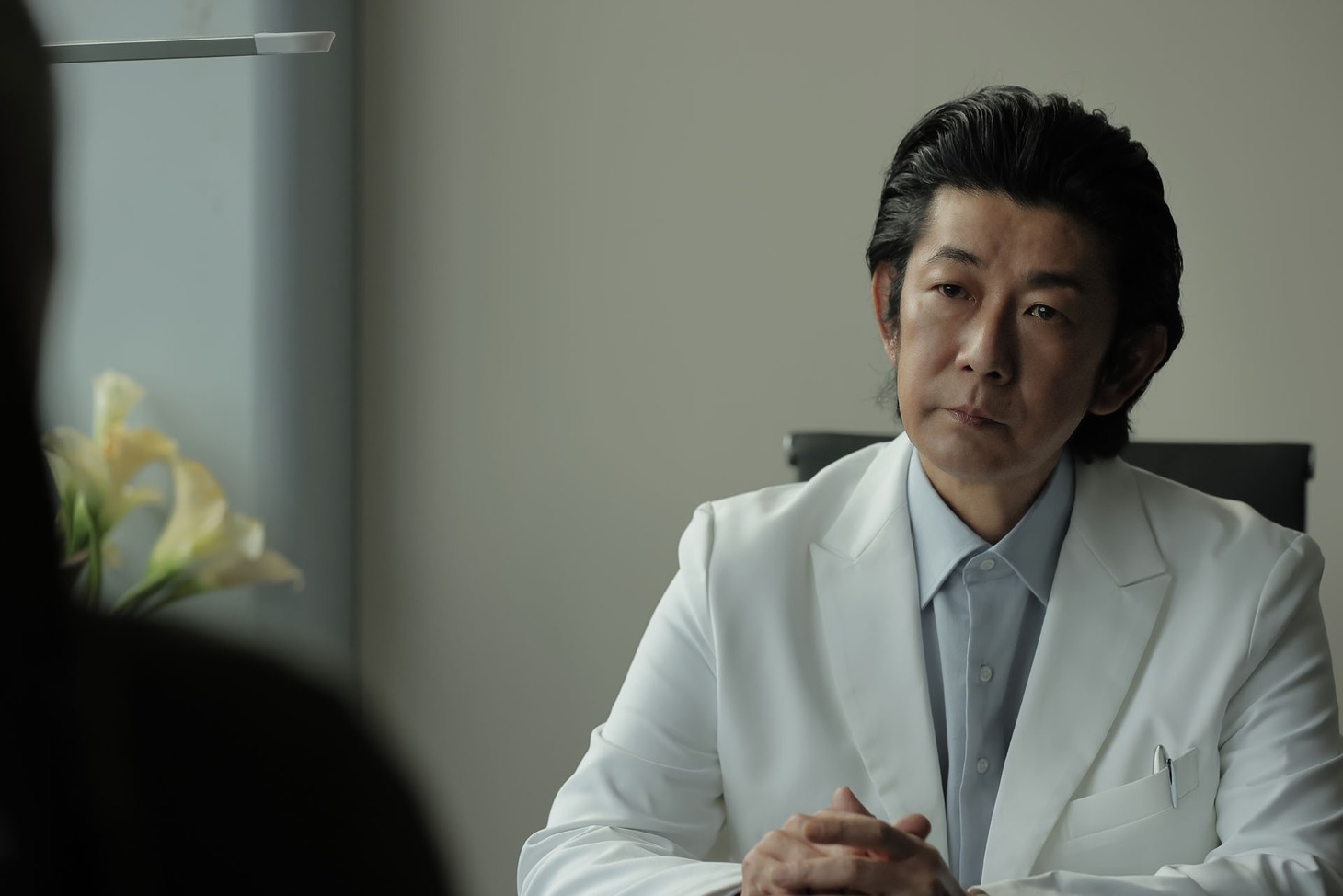 映画「徒花-ADABANA-」場面写真 (c)2024「徒花-ADABANA-」製作委員会 / DISSIDENZ