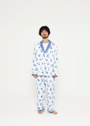 イルカのイルカくん×NOWHAWコラボ商品のルック。