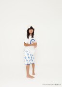 イルカのイルカくん×NOWHAWコラボ商品のルック。