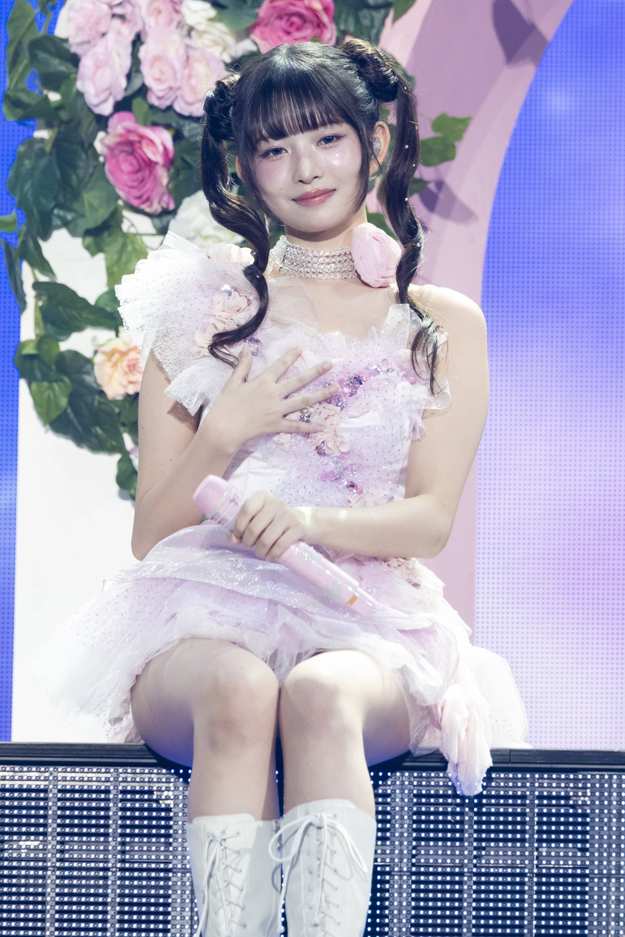 レイ（IVE）（撮影：田中聖太郎写真事務所） - IVE、DIVEとの絆深めた