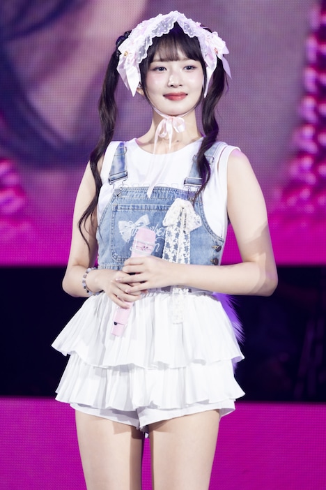 レイ（IVE）（撮影：田中聖太郎写真事務所）