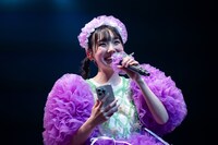 カタコトの英語で17歳になった感想を言う桜井えま。