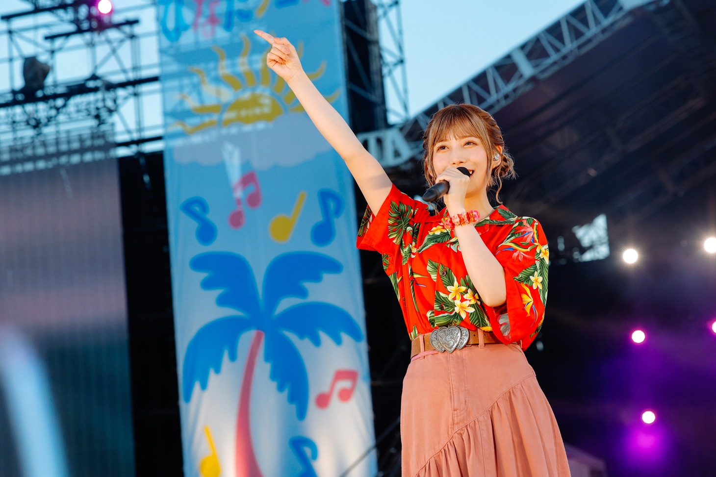 東村芽依（撮影：上山陽介）