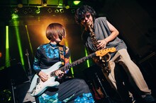 ReiとMELROW。（撮影：Kana Tarumi）