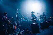 くるりのライブの様子。（撮影：Kana Tarumi）