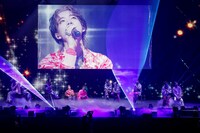 「- UtopiiA - Special Medley」の様子。