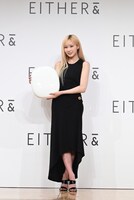 巨大な「ペブルグロウクッション」を持ったGISELLE（aespa）。