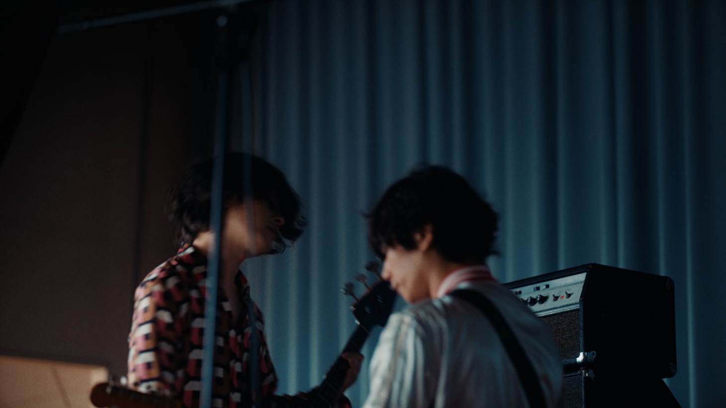 「ポッキーって、楽器じゃん。」編より、[Alexandros]。