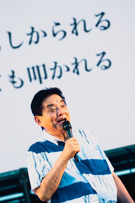 第2回なごやエンタメ祭りにてデビューを発表する河村たかし。