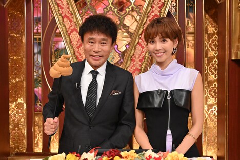 左から浜田雅功（ダウンタウン）、ヒロド歩美。(c)ABCテレビ・テレビ朝日