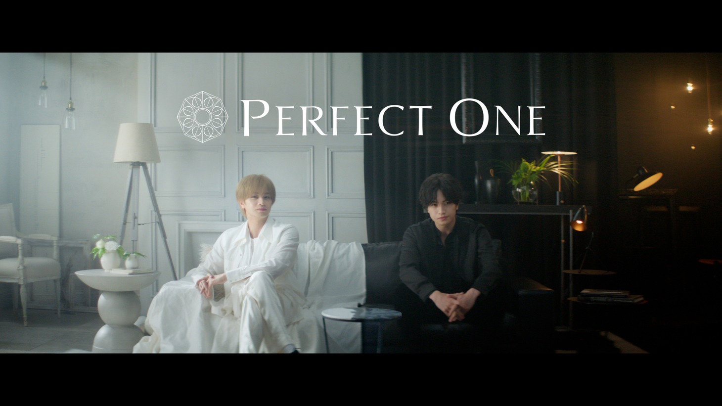 「パーフェクトワン」の新テレビCM「2人のケンティー」編より。