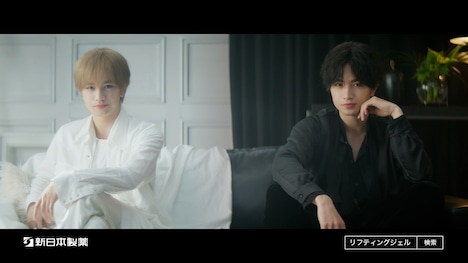 「パーフェクトワン」の新テレビCM「2人のケンティー」編より。