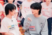 長野蒼大（Last Forever）と杢代和人（原因は自分にある。）。(c)「DAN! DAN! EBiDAN!」製作委員会