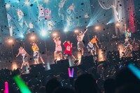 Palette Parade「カレイドオーケストラ」の様子。（撮影：真島洸）