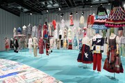 「ケイタマルヤマ遊覧会」FASHION会場の様子。