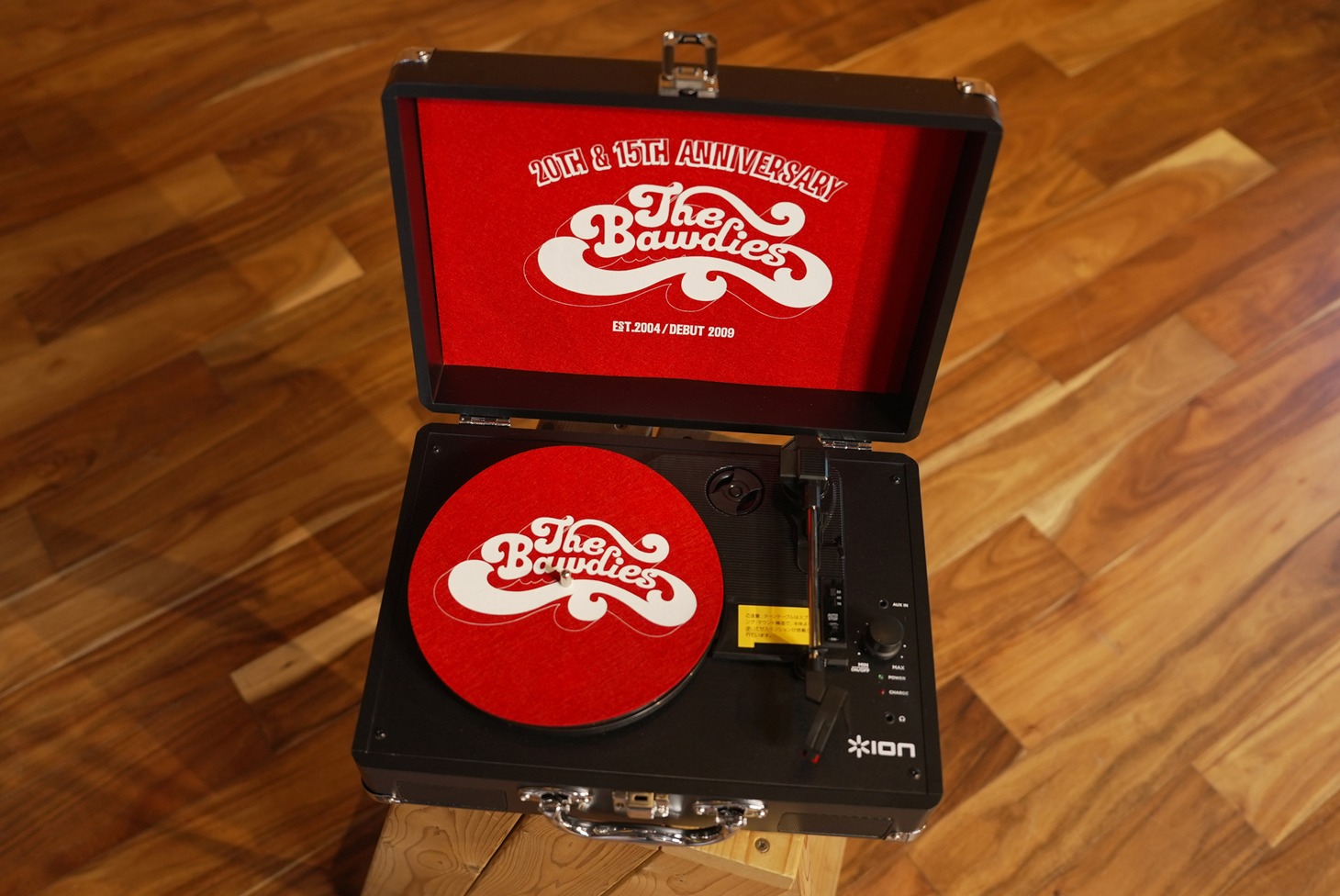 「20th & 15th ANNIVERSARY VINYL PLAYER」