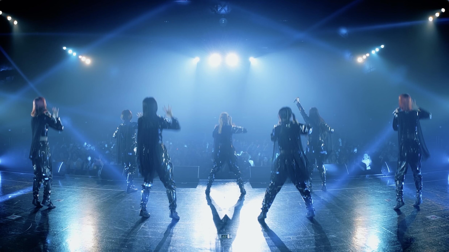 ASP「Tokyo Sky Blues」ライブ映像より。