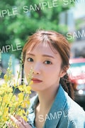 田村保乃(櫻坂46)2nd写真集「隣の席になりたい」丸善ジュンク堂書店特典 ポストカード(撮影:三瓶康友) (c)講談社