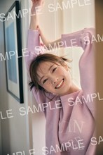田村保乃（櫻坂46）2nd写真集「隣の席になりたい」楽天ブックス特典 ポストカード（撮影：三瓶康友） (c)講談社
