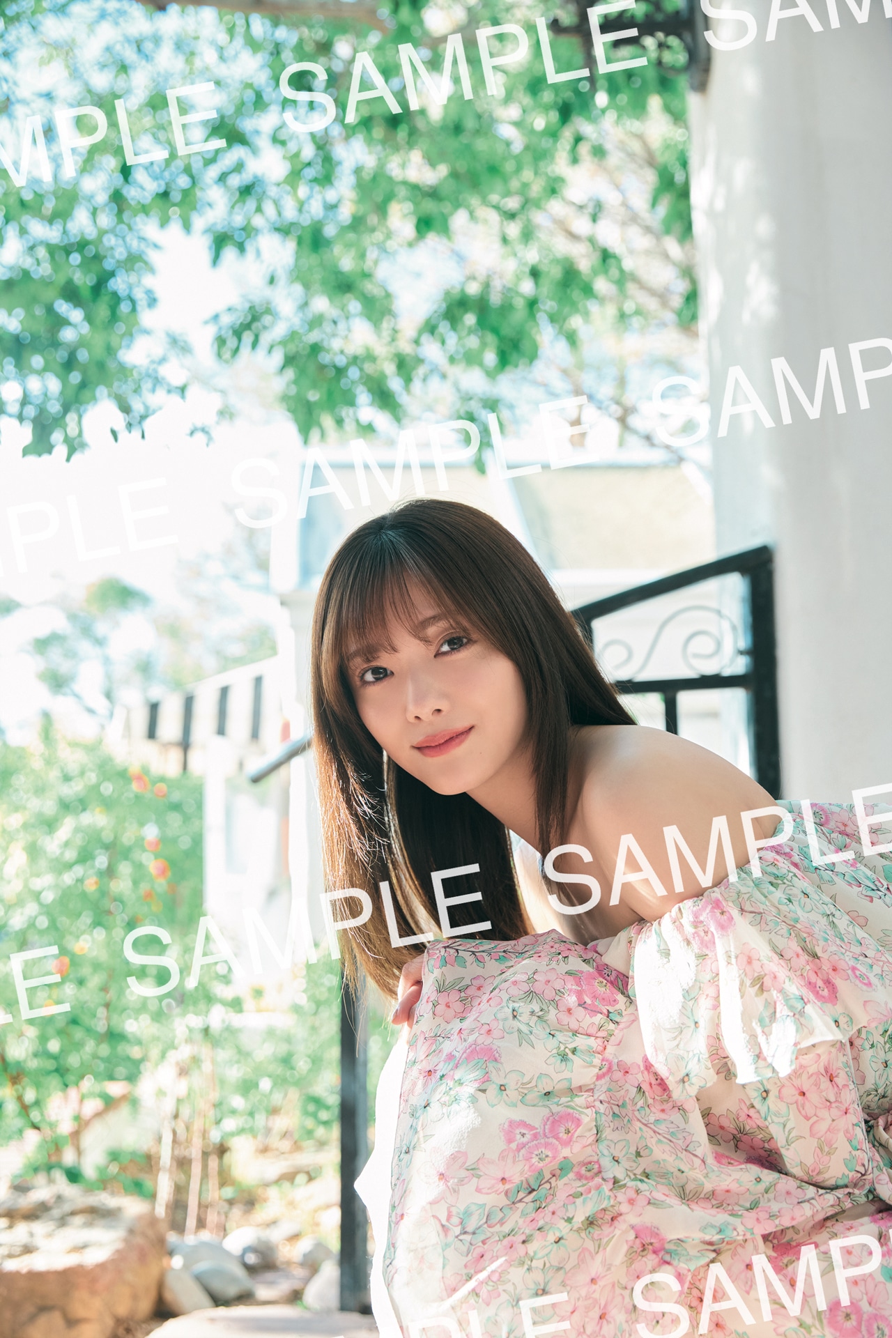 田村保乃（櫻坂46）2nd写真集「隣の席になりたい」封入ポストカード（撮影：三瓶康友） (c)講談社