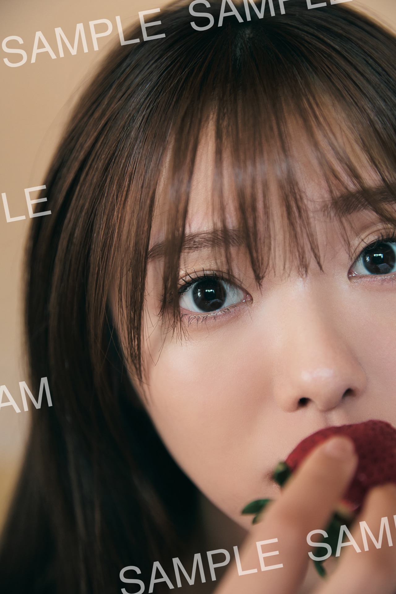 田村保乃（櫻坂46）2nd写真集「隣の席になりたい」封入ポストカード（撮影：三瓶康友） (c)講談社