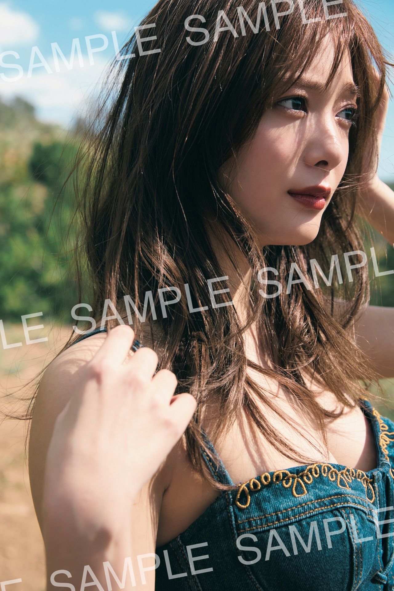 田村保乃（櫻坂46）2nd写真集「隣の席になりたい」タワーレコード特典 ポストカード（撮影：三瓶康友） (c)講談社