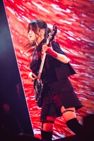 朱李（B）（撮影：冨田味我）