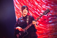 朱李（B）（撮影：冨田味我）