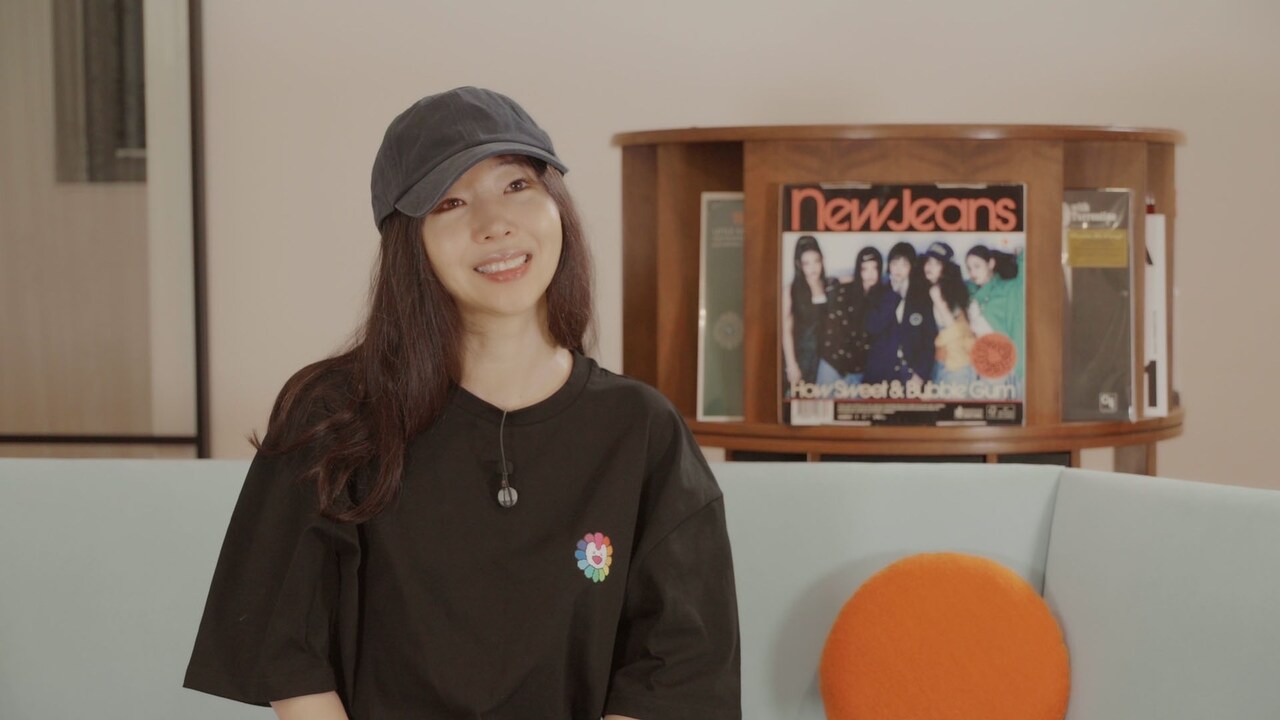 NewJeans特集番組でミン・ヒジンのインタビュー放送