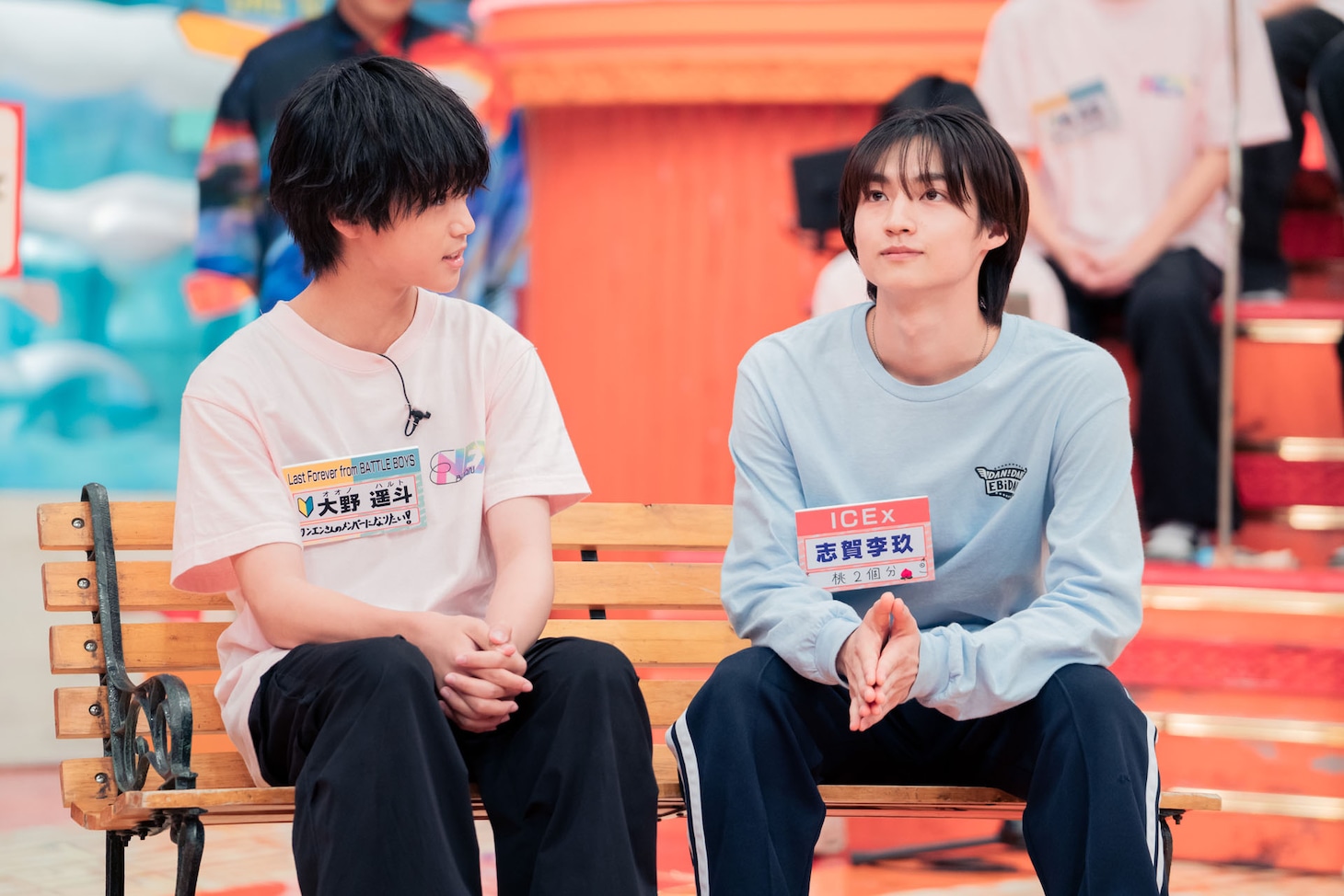 大野遥斗（Last Forever）と志賀李玖（ICEx）。(c)「DAN! DAN! EBiDAN!」製作委員会