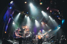 スカート（撮影：廣田達也）