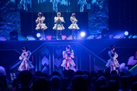 「超ときめき♡宣伝部のきみのハートにロックオンTOUR 2024」の様子。