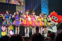 「超ときめき♡宣伝部のきみのハートにロックオンTOUR 2024」の様子。