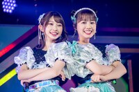 左から辻野かなみ、吉川ひより。